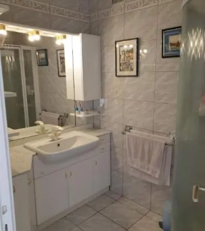 Apartment Studio Climatise Et Piscine En Bord De Roquebrune-Cap-Martin